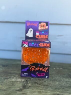 Orange Luminous Glitter Cube - Halloween Edition NeeDoh